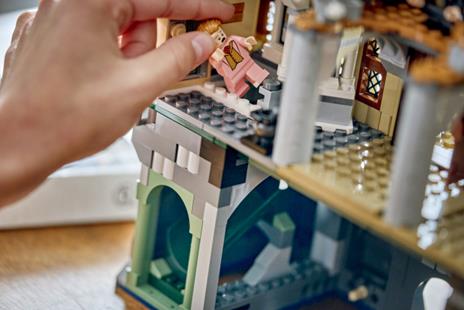 LEGO Harry Potter (76473). Castello di Hogwarts: Ala Est - 3